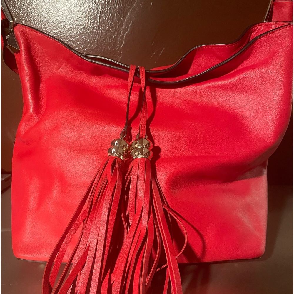 Medium size red KARL LAGERFELD shoulder bag gentle used - Picture 2 of 3